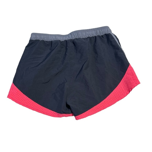 Under Armour | Gray, Black and Pink Athletic Shorts | Great Condition | 0039 - Picture 4 of 4
